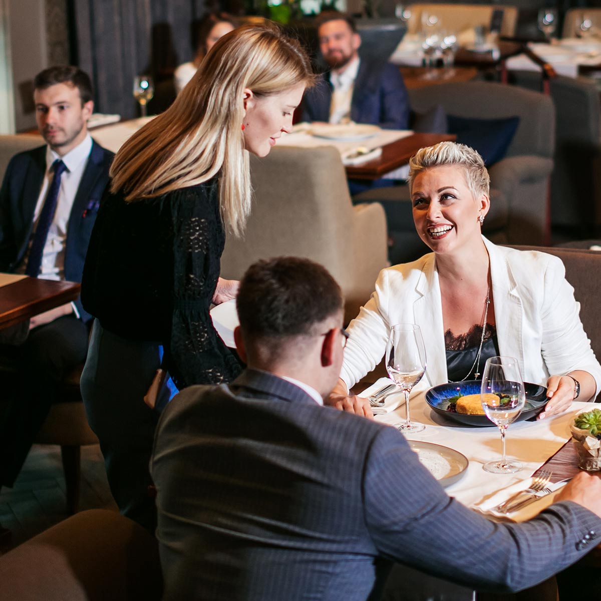 Staff Training & Development services for restaurants, hotels and hospitality